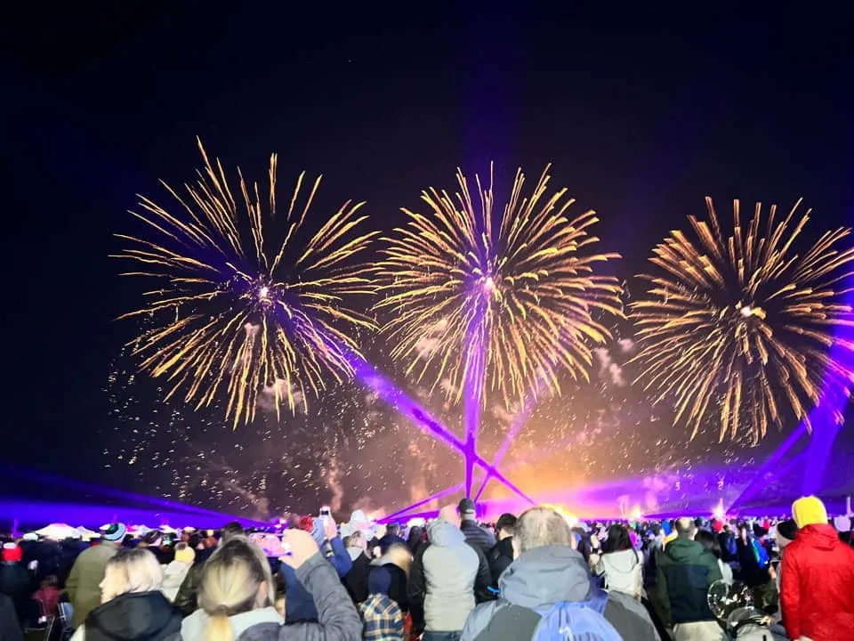 Colourful fireworks over Abingdon Airfield
