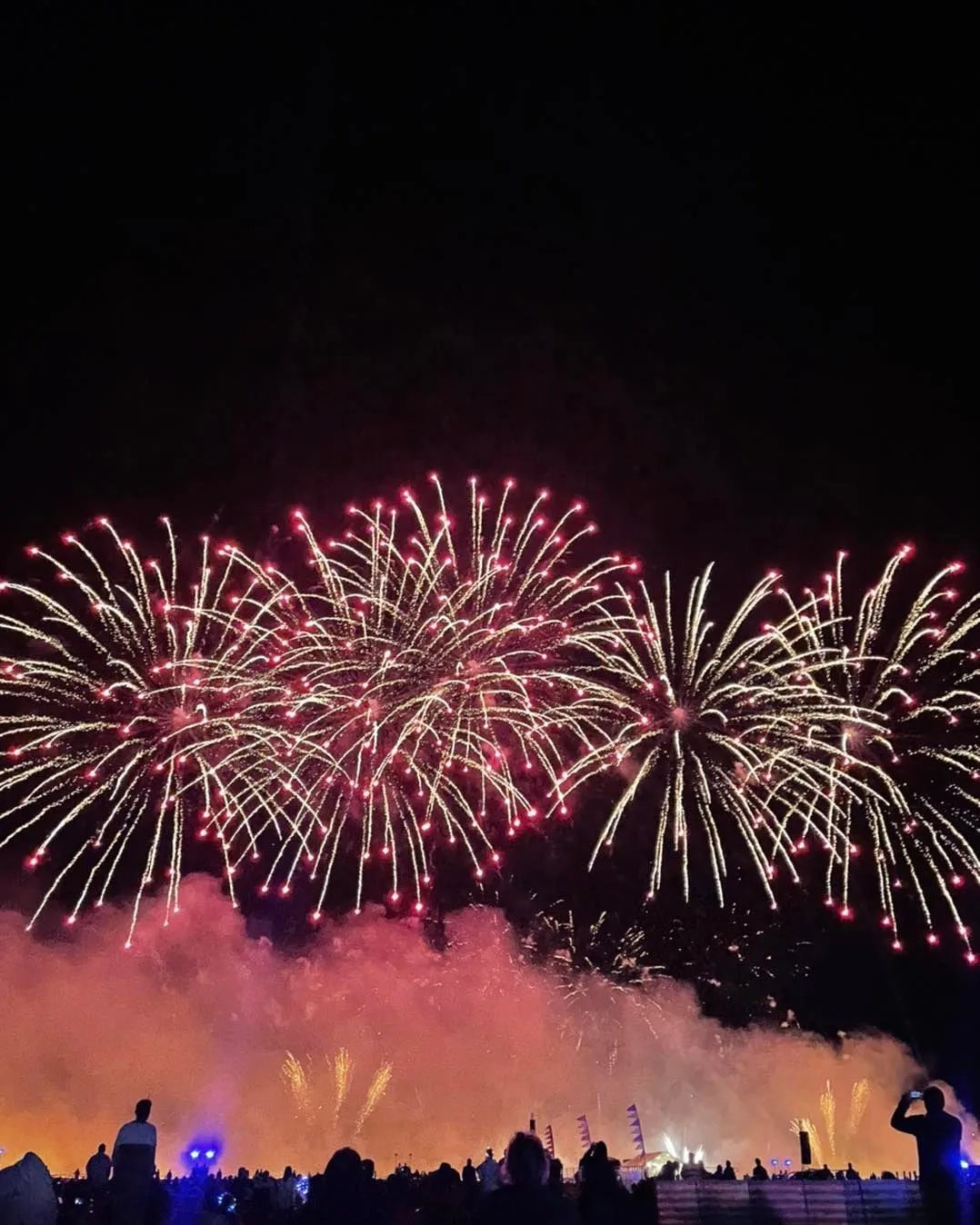 Night-time spectacle at Abingdon Airfield